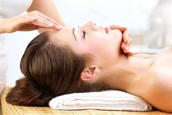 颜如玉天然五谷美容SPA