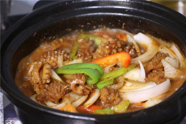 黄鼠狼鸡公煲