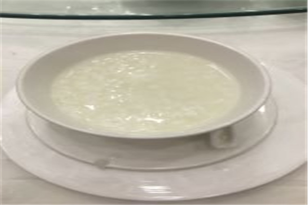 金品燕