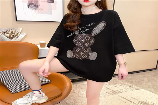 启秀服饰加盟