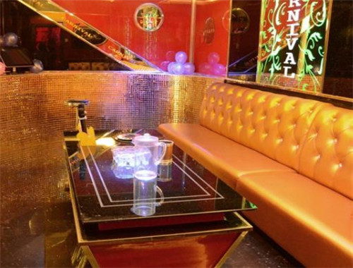 金玉嘉年华ktv