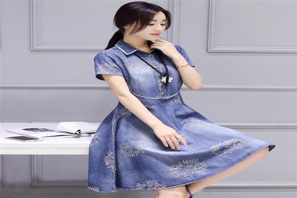 爱玛精品女装