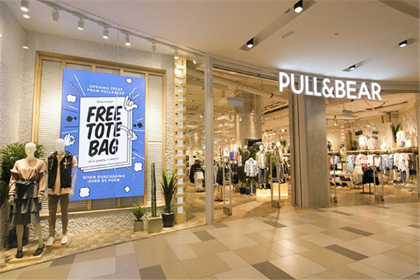 Pull and Bear服装