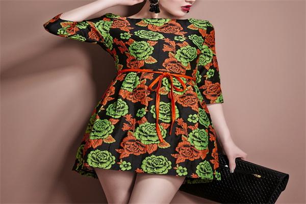 艾迪莱恩服饰加盟