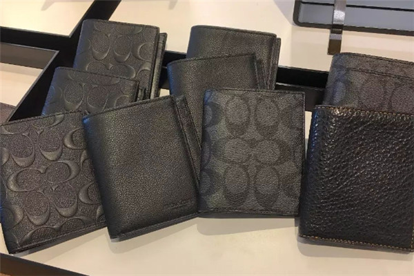 布兰施皮具加盟