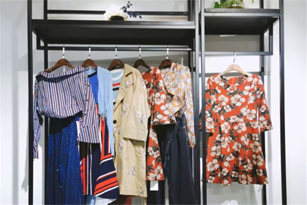 欧姿曼服饰加盟