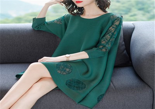 爱晚亭老年服饰