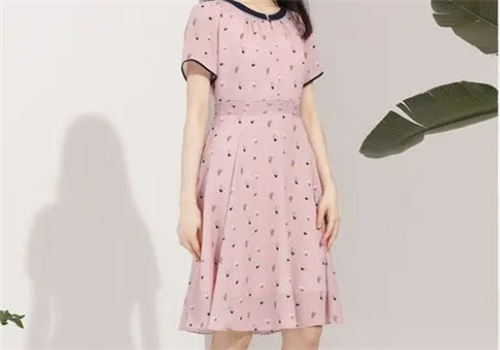 茜纳真丝服装加盟