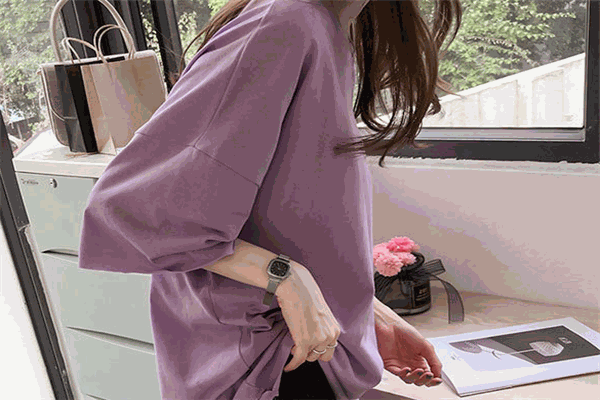 雅百威女装加盟