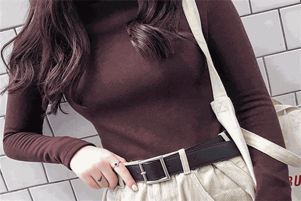 雅百威女装加盟