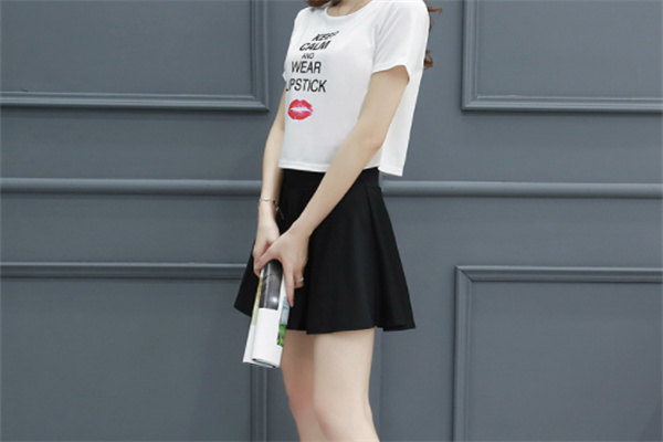 唇印女装加盟