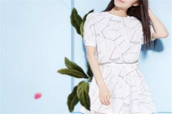 迪丝丹女装加盟