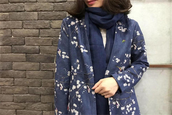轩妮女装加盟