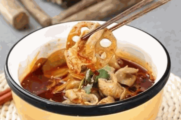 小巷里冒菜