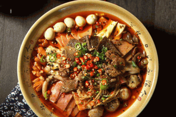 小巷里冒菜