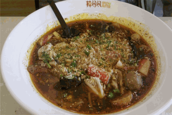 辣闪闪冒菜