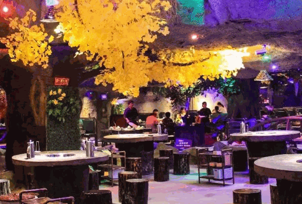 山水溶洞火锅