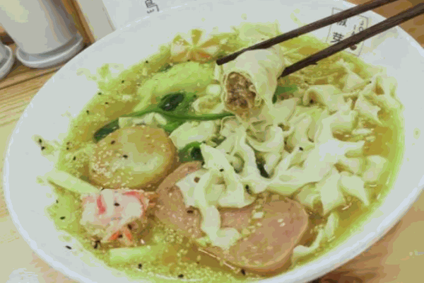 椒芽豚骨鲜辣冒菜