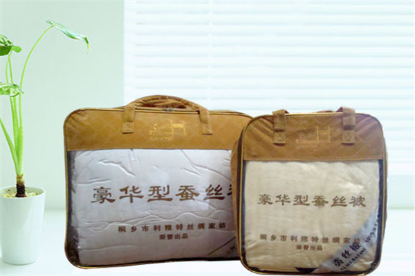 利雅特床上用品加盟