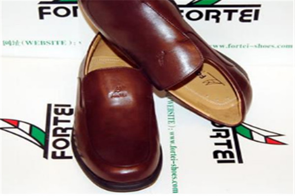 FORTEI品牌鞋