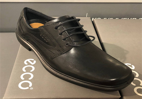 ecco皮鞋