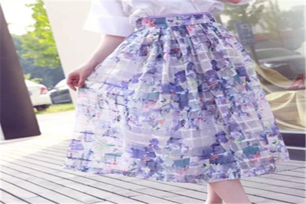 河南人怡服装有限公司