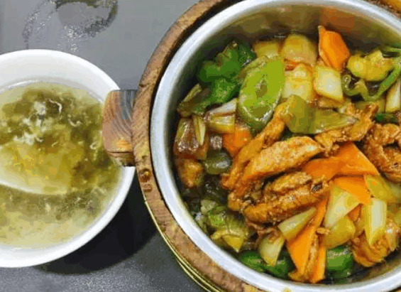 天下一桶木桶饭