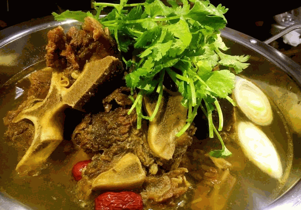 怪味牛骨头