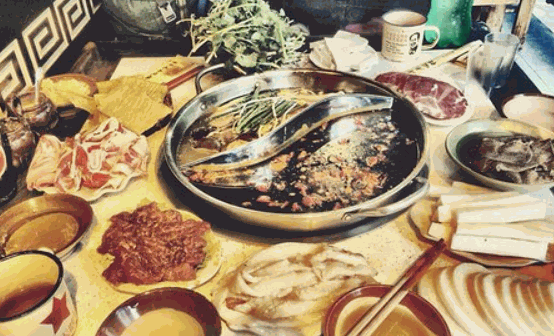 奔吃老火锅