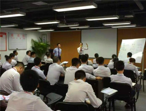 智易德金口才培训