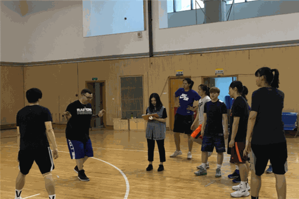 凯文篮球培训