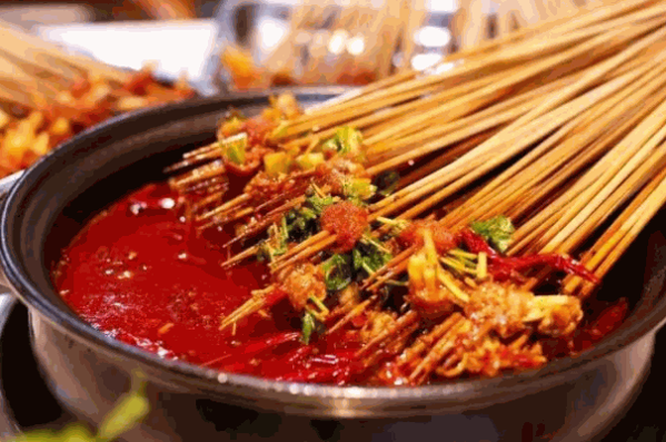 泥炉缘串串香