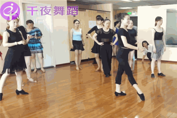 千夜舞蹈