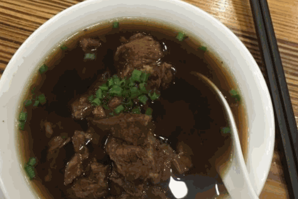 牛一碗兰州牛肉面
