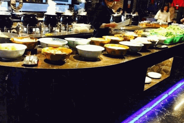 牛仔街区时尚自助餐厅