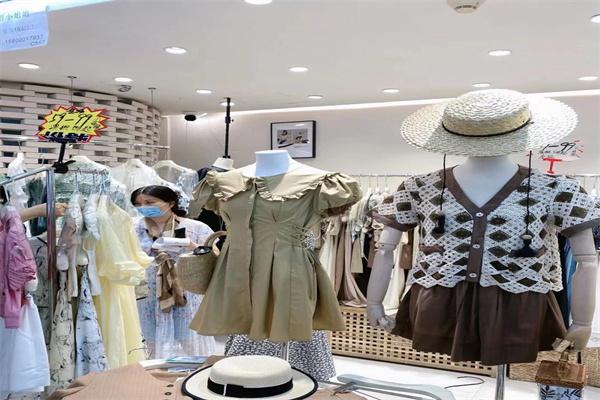 安霓可·古特尔女装