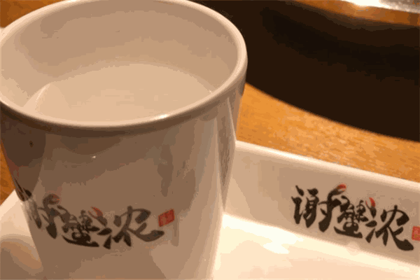 谢蟹浓肉蟹煲