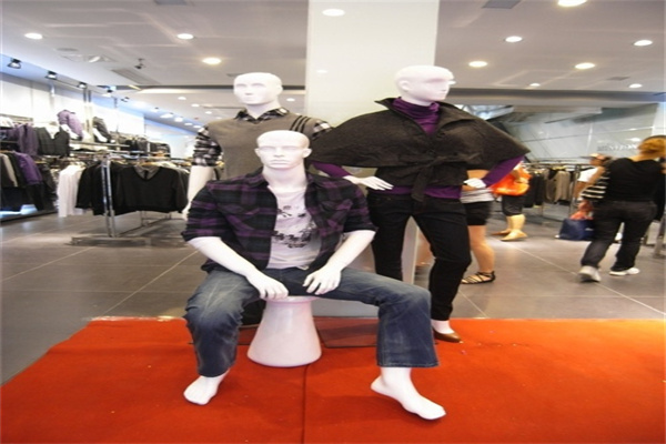 MUNITON万丽服饰
