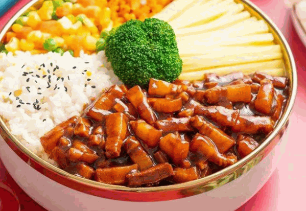 外婆卤肉饭图片