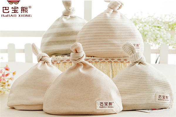 巴宝熊婴儿服饰加盟