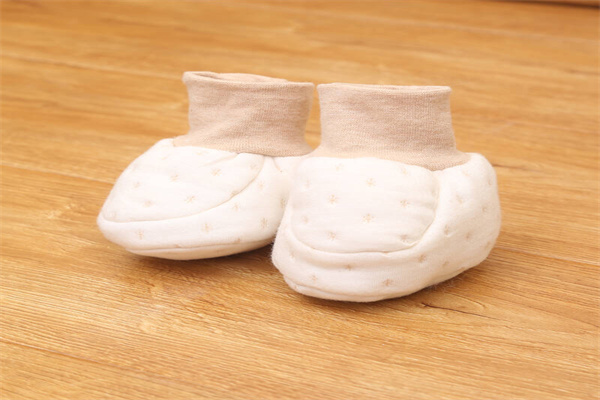 蓓稚婴儿用品