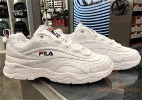 FILA斐乐鞋
