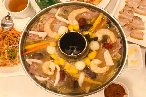 拾发打边炉海鲜火锅