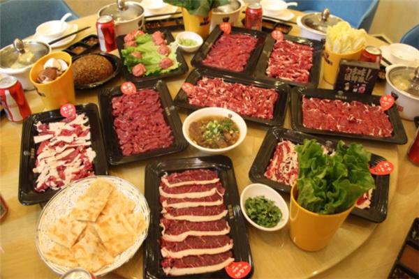 一牛当鲜潮汕牛肉打边炉火锅