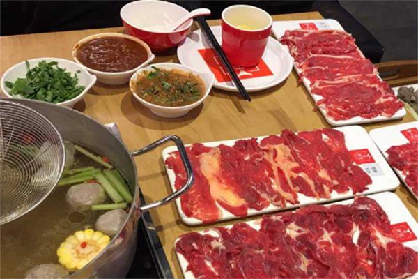 一牛当鲜潮汕牛肉打边炉火锅