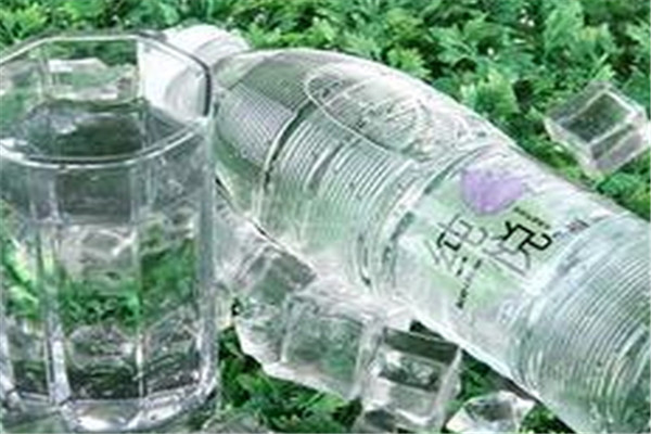 冰露纯悦矿泉水加盟