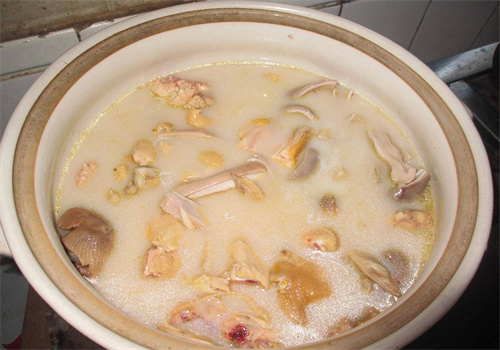冰记猪肚鸡