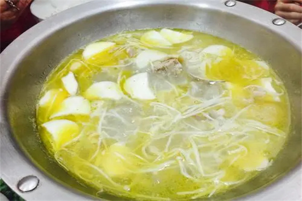 好滋味猪肚鸡火锅