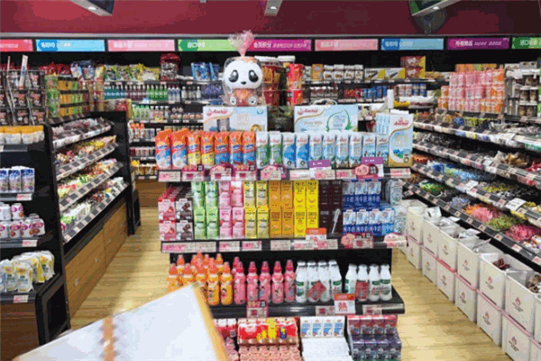 公主店下量贩零食店