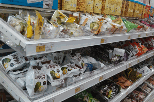 公主店下量贩零食店